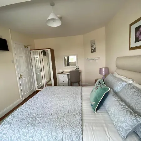 Fernhill House Bed & Breakfast 4*