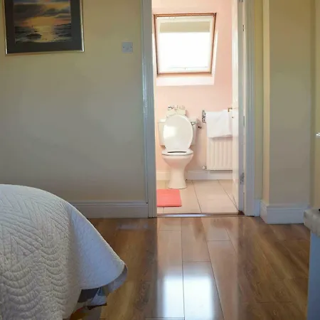 Fernhill House Bed & Breakfast 4*