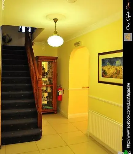 Couette-café Fernhill House 4*